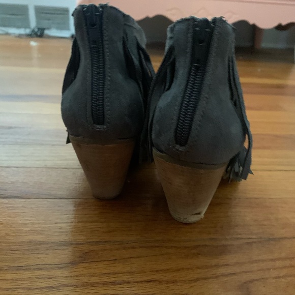 Blue Fringe Block Heels - Picture 3 of 4